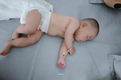 湘阴宝宝口水多怎么回事